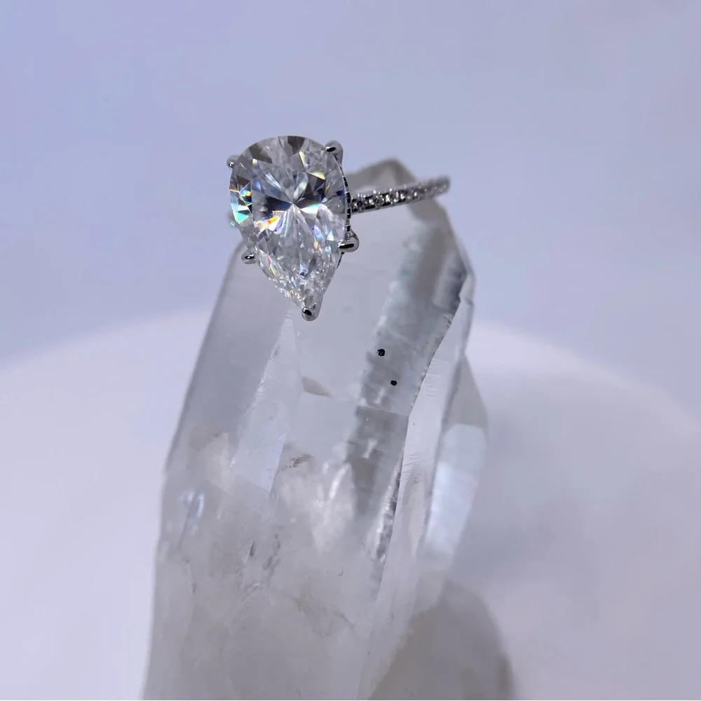 Genuine GRA Moissanite Pear-Shaped 5 ct Solitaire Ring in Silver. Sz 7